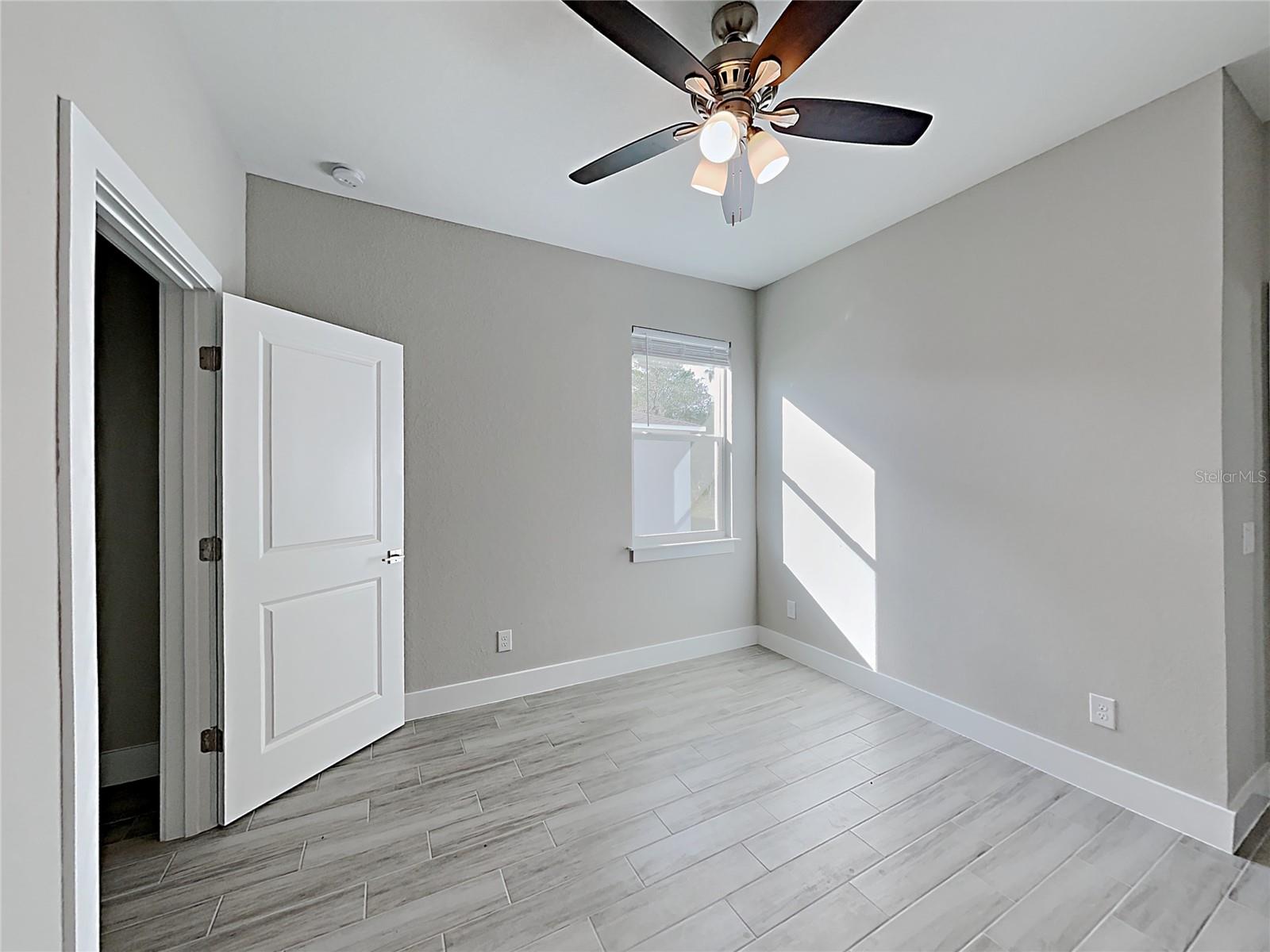 Image 10 of 17 For 354 Gardenia Court