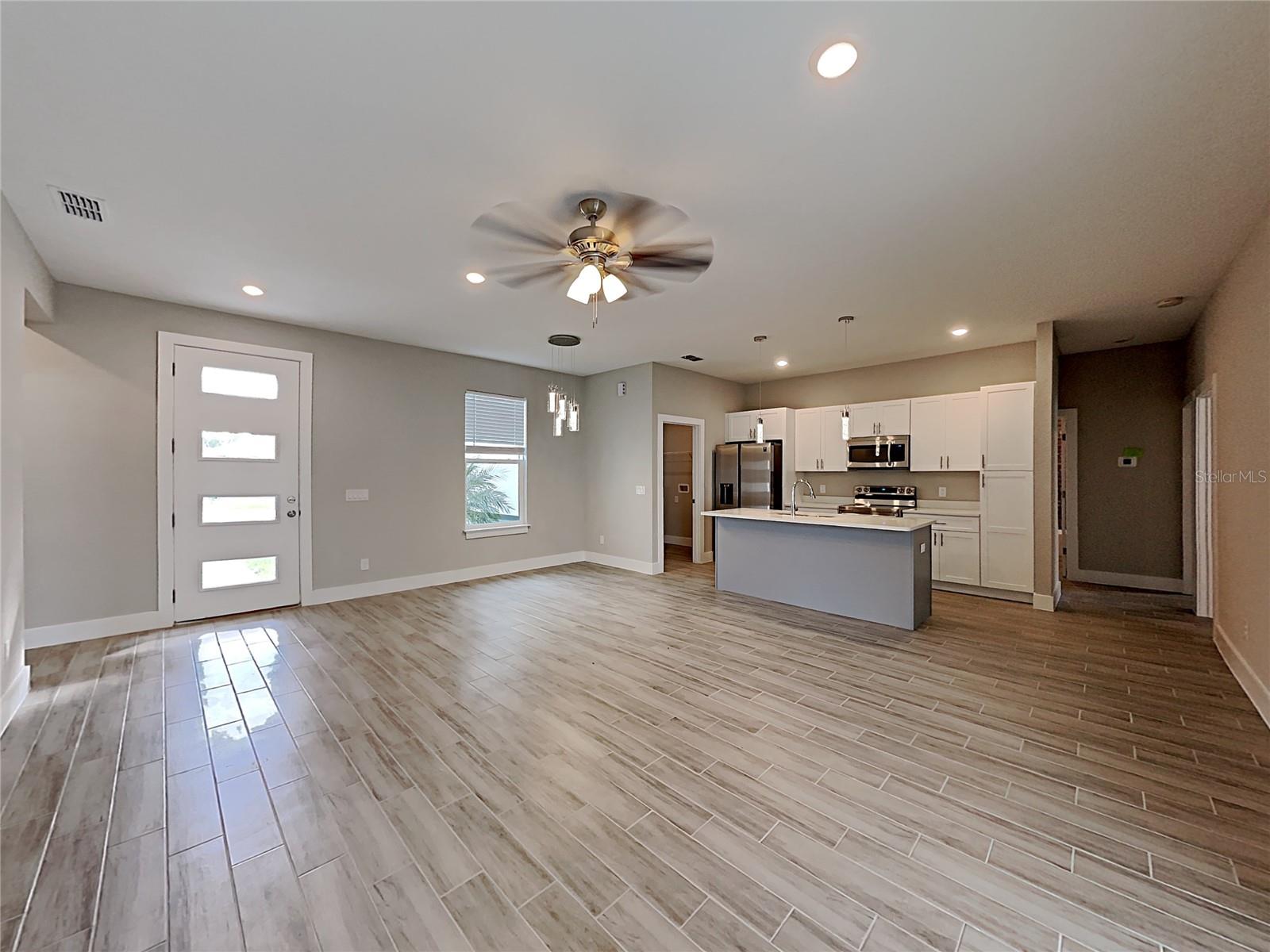 Image 2 of 17 For 354 Gardenia Court