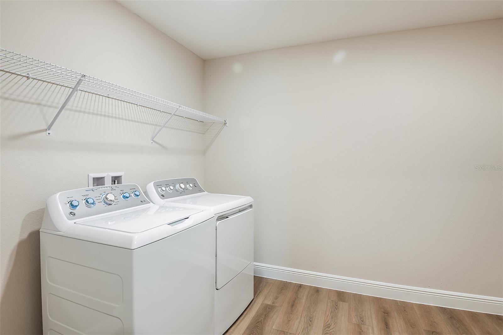 Listing photo id 24 for 9886 Annunciation Drive