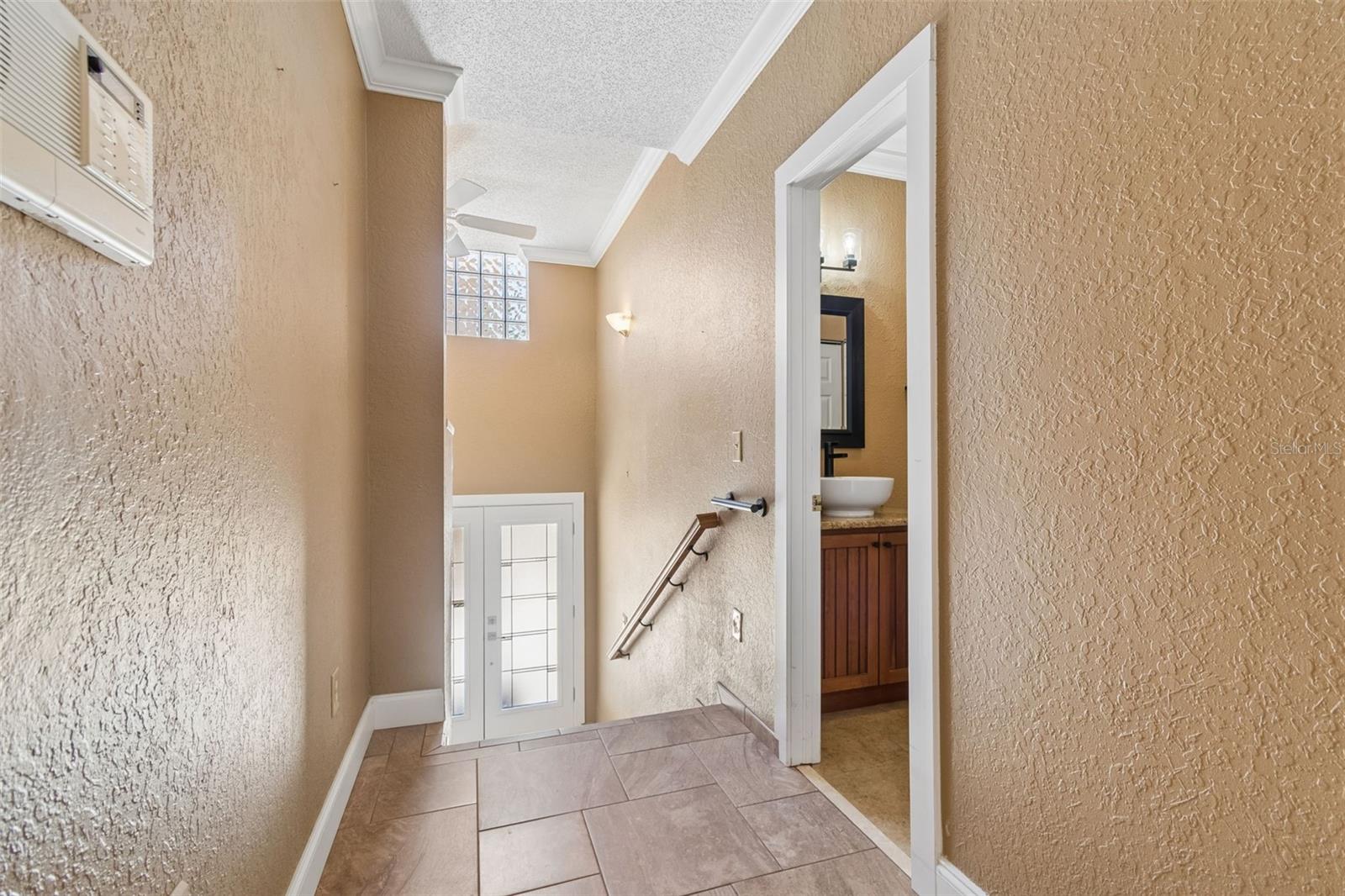 Image 10 of 95 For 487 Pinellas Bayway S 207