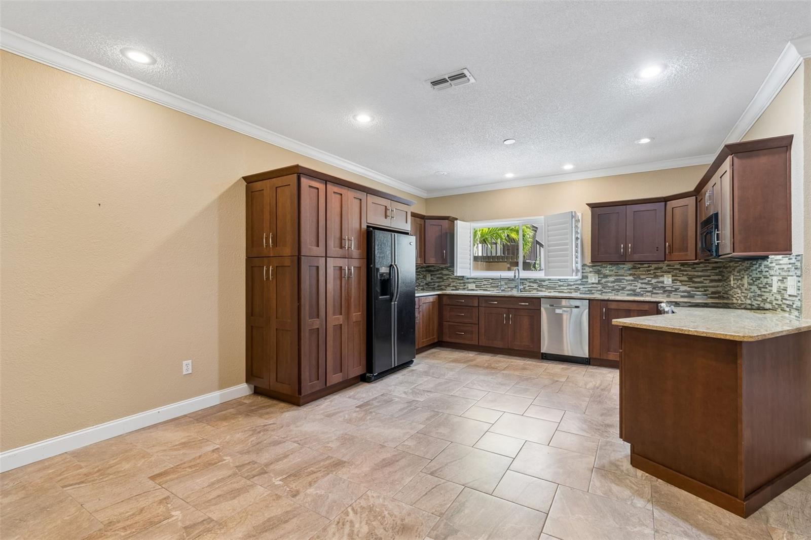 Image 14 of 95 For 487 Pinellas Bayway S 207