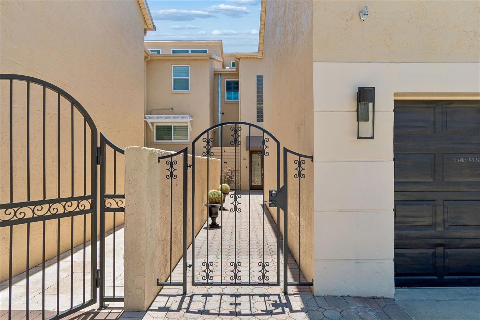 Image 4 of 95 For 487 Pinellas Bayway S 207