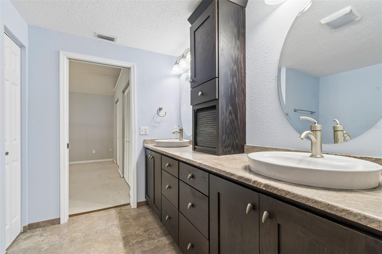 Image 44 of 95 For 487 Pinellas Bayway S 207