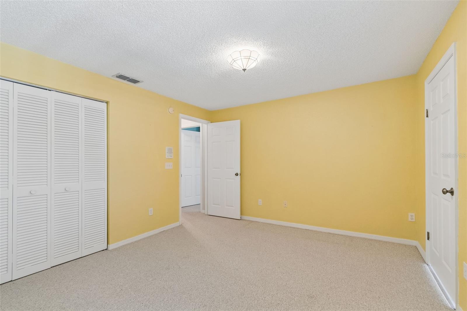 Image 63 of 95 For 487 Pinellas Bayway S 207