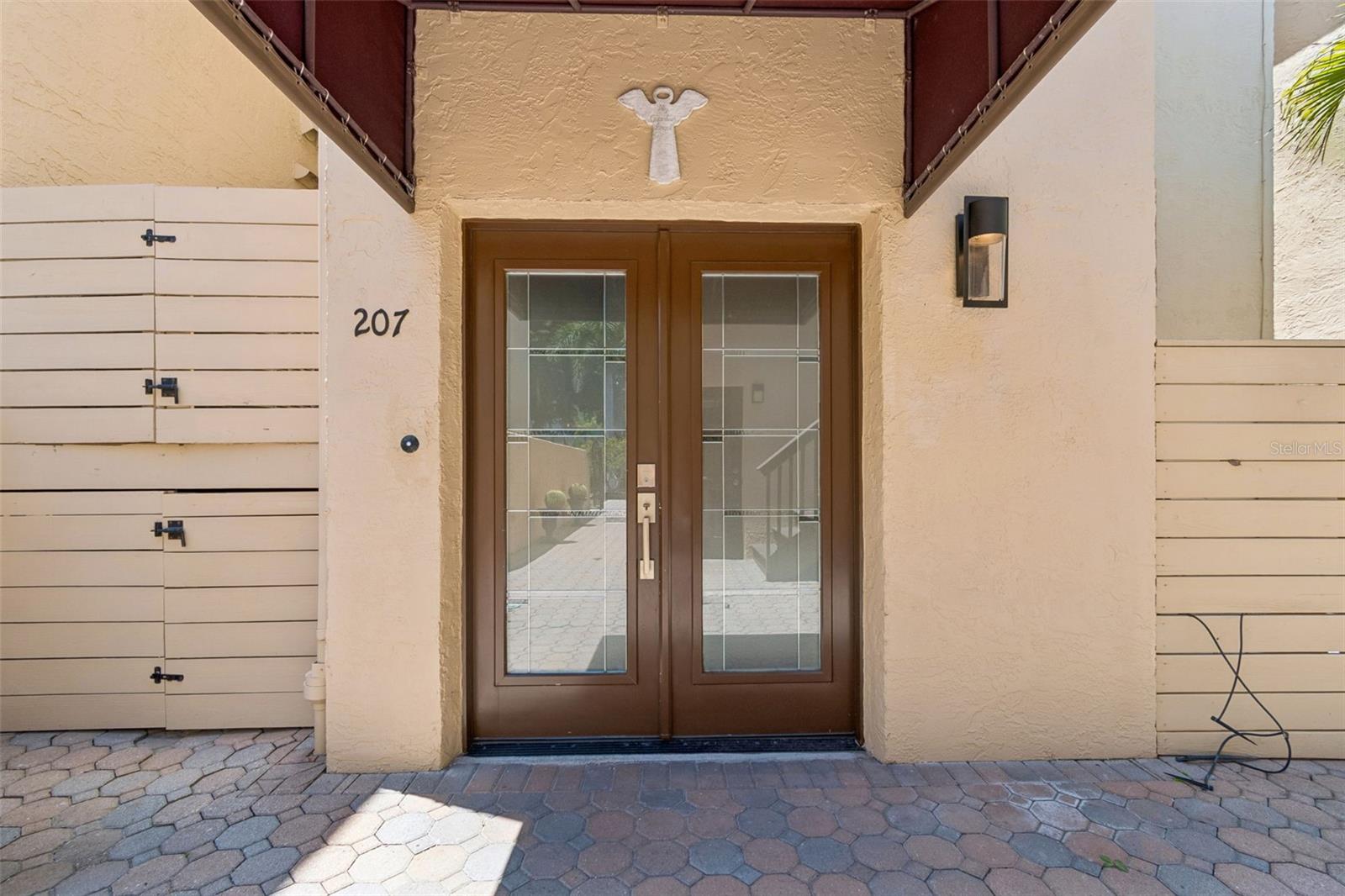 Image 7 of 95 For 487 Pinellas Bayway S 207