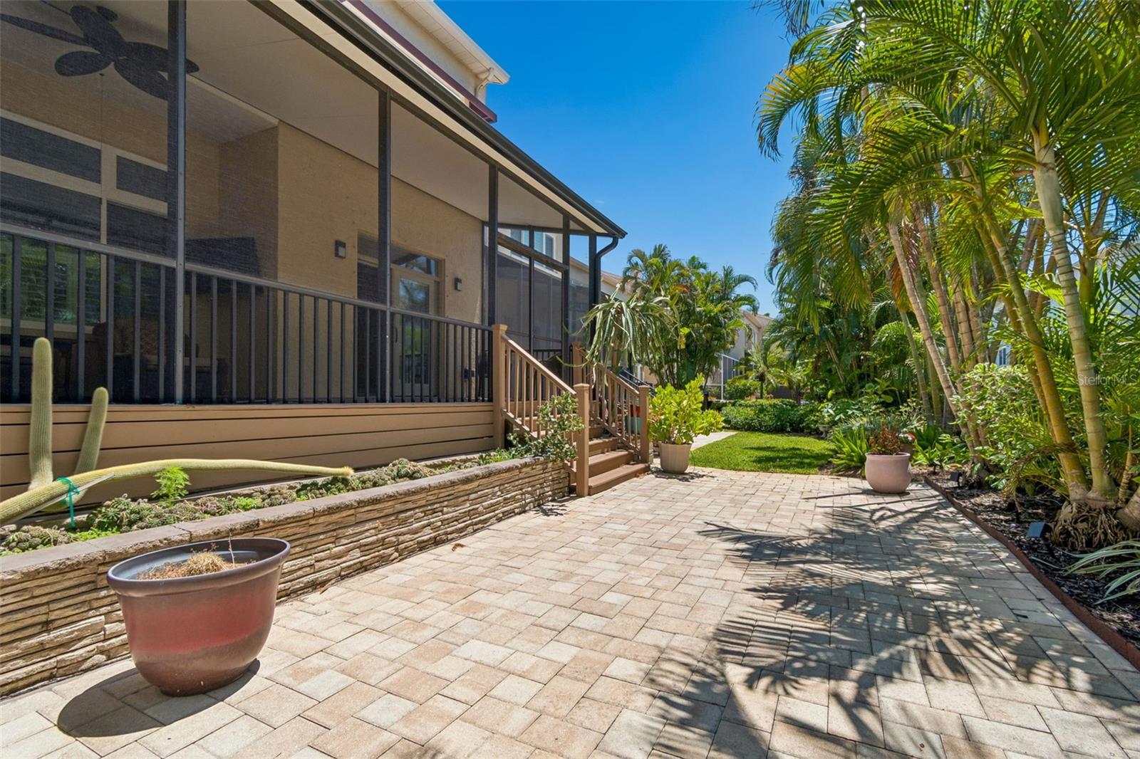 Image 72 of 95 For 487 Pinellas Bayway S 207