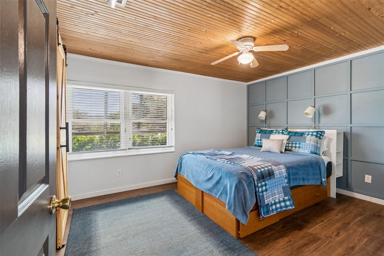 Image 83 of 95 For 487 Pinellas Bayway S 207