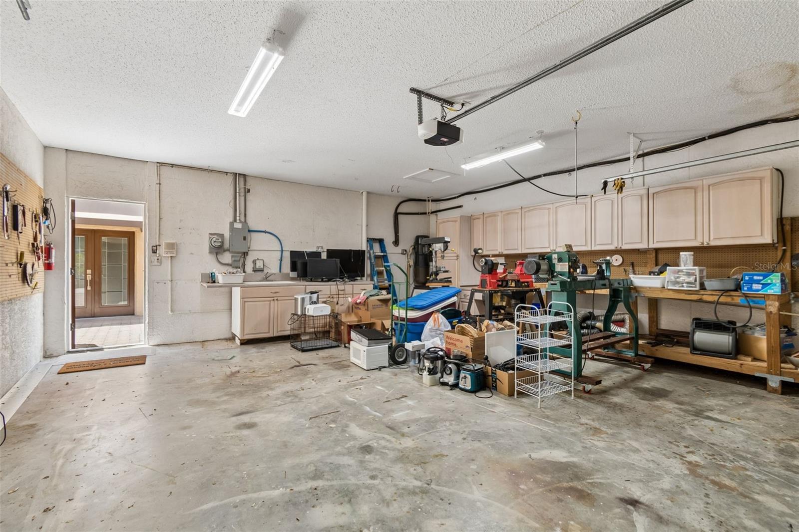 Image 89 of 95 For 487 Pinellas Bayway S 207