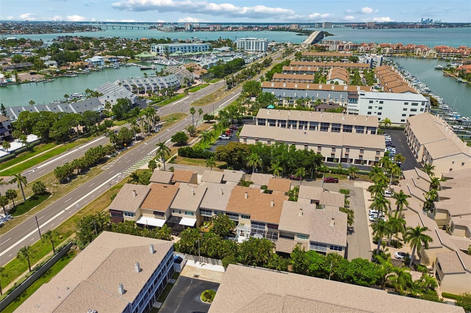 Image 93 of 95 For 487 Pinellas Bayway S 207