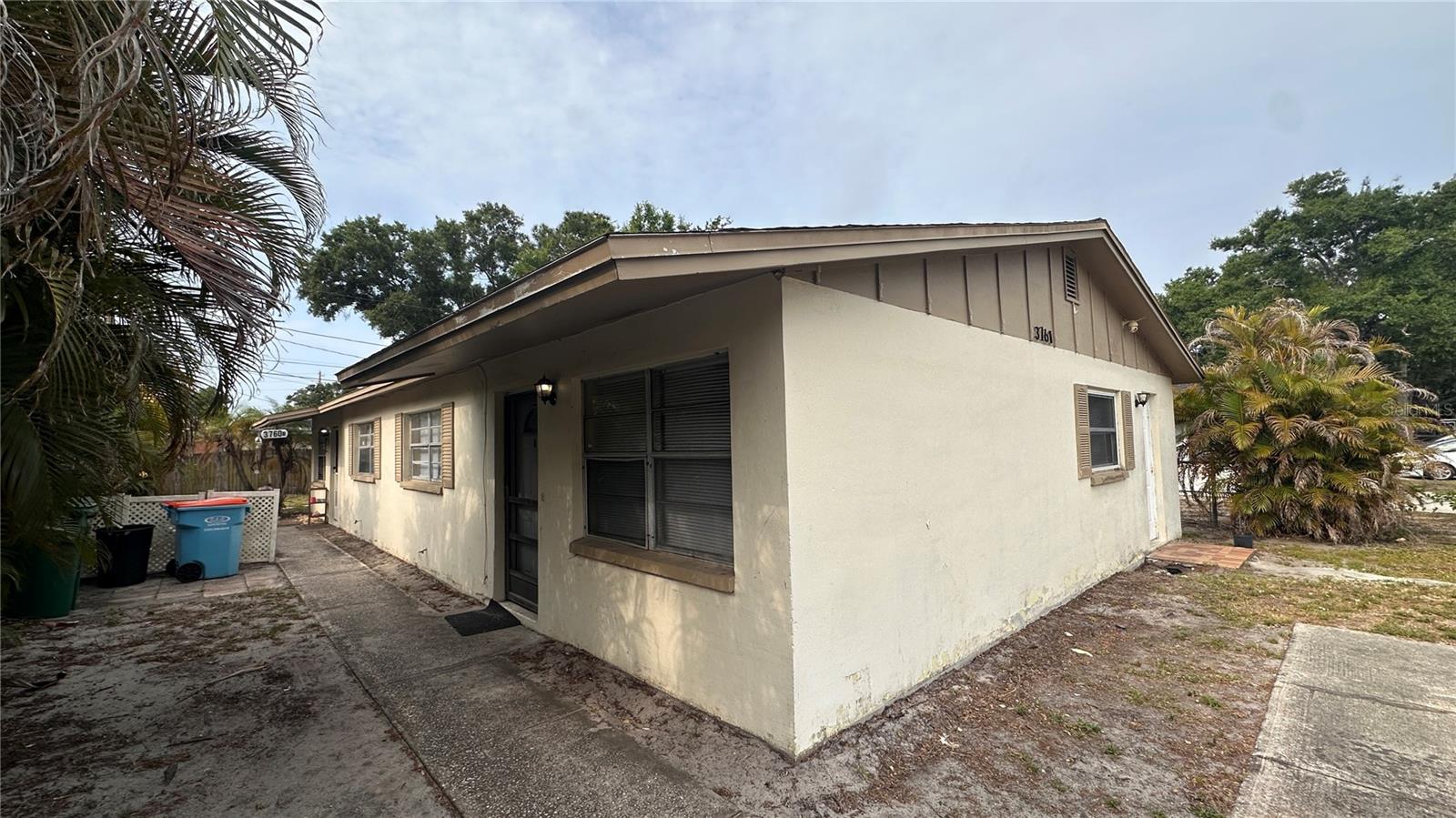 Listing photo id 7 for 3760 135th Avenue