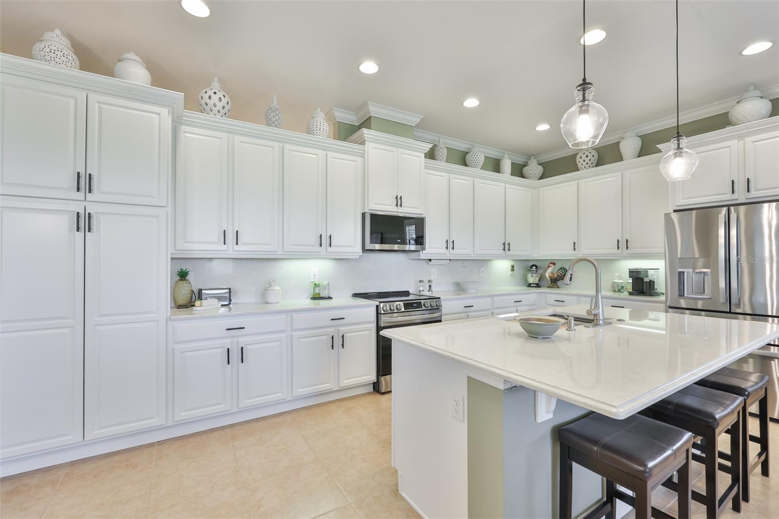 Image 10 of 47 For 1618 Emerald Dunes Drive