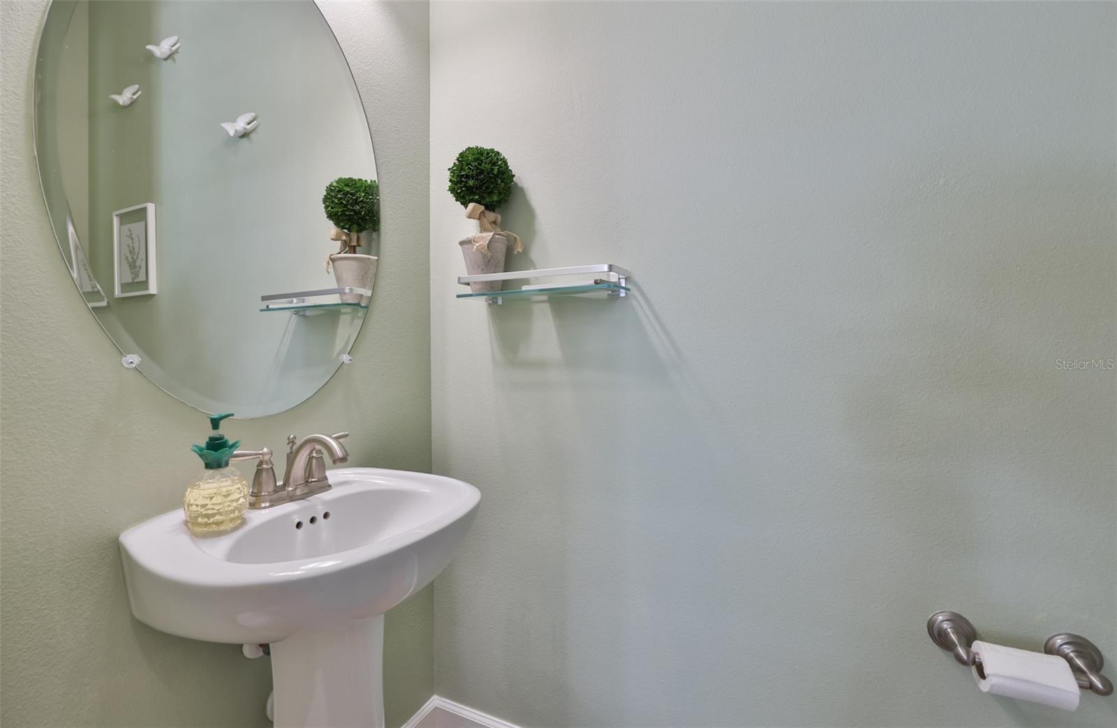 Image 36 of 47 For 1618 Emerald Dunes Drive