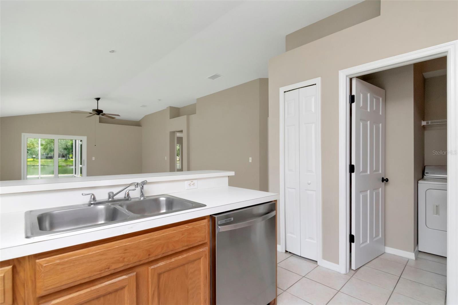 Image 11 of 35 For 18140 Portside Street