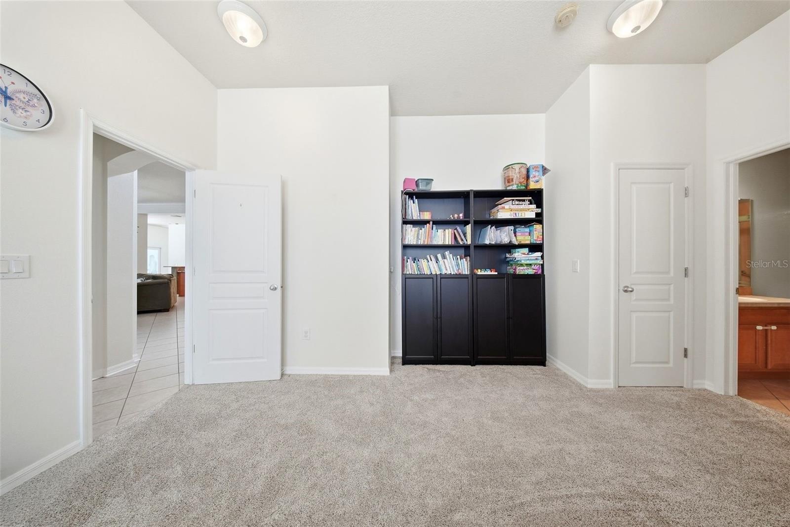 Image 33 of 51 For 7544 Whispering Wind Drive