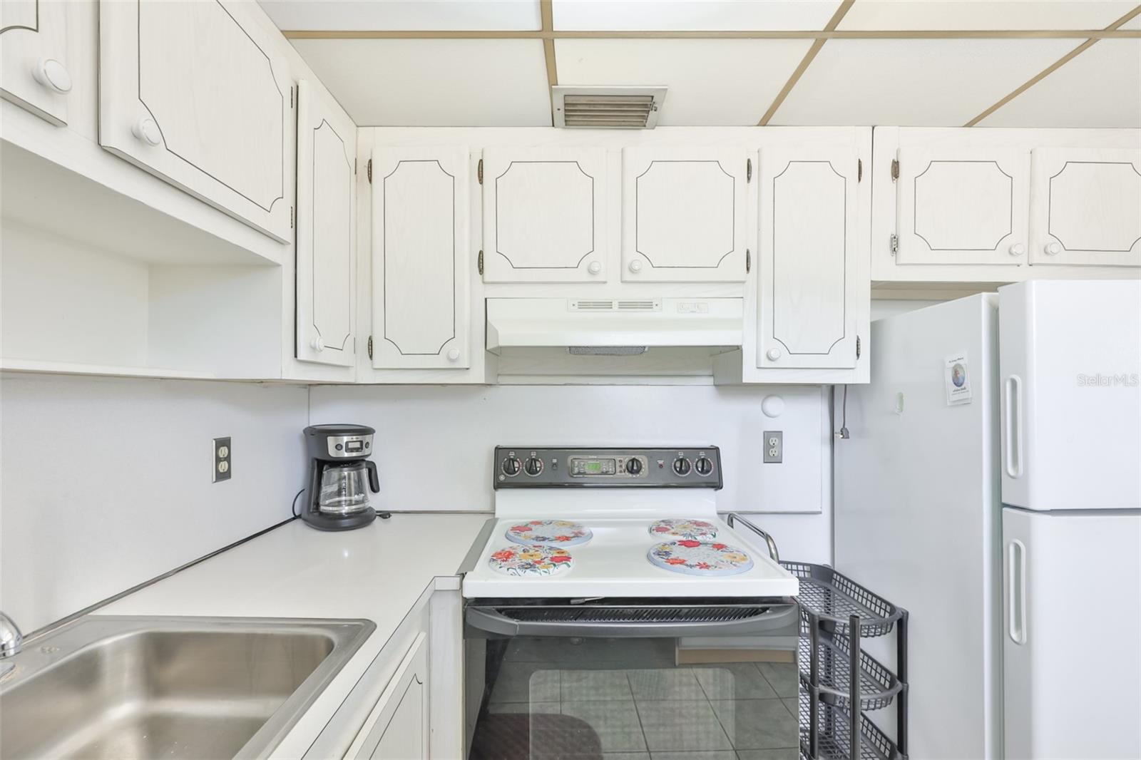 Image 11 of 40 For 1802 Bedford Terrace 177