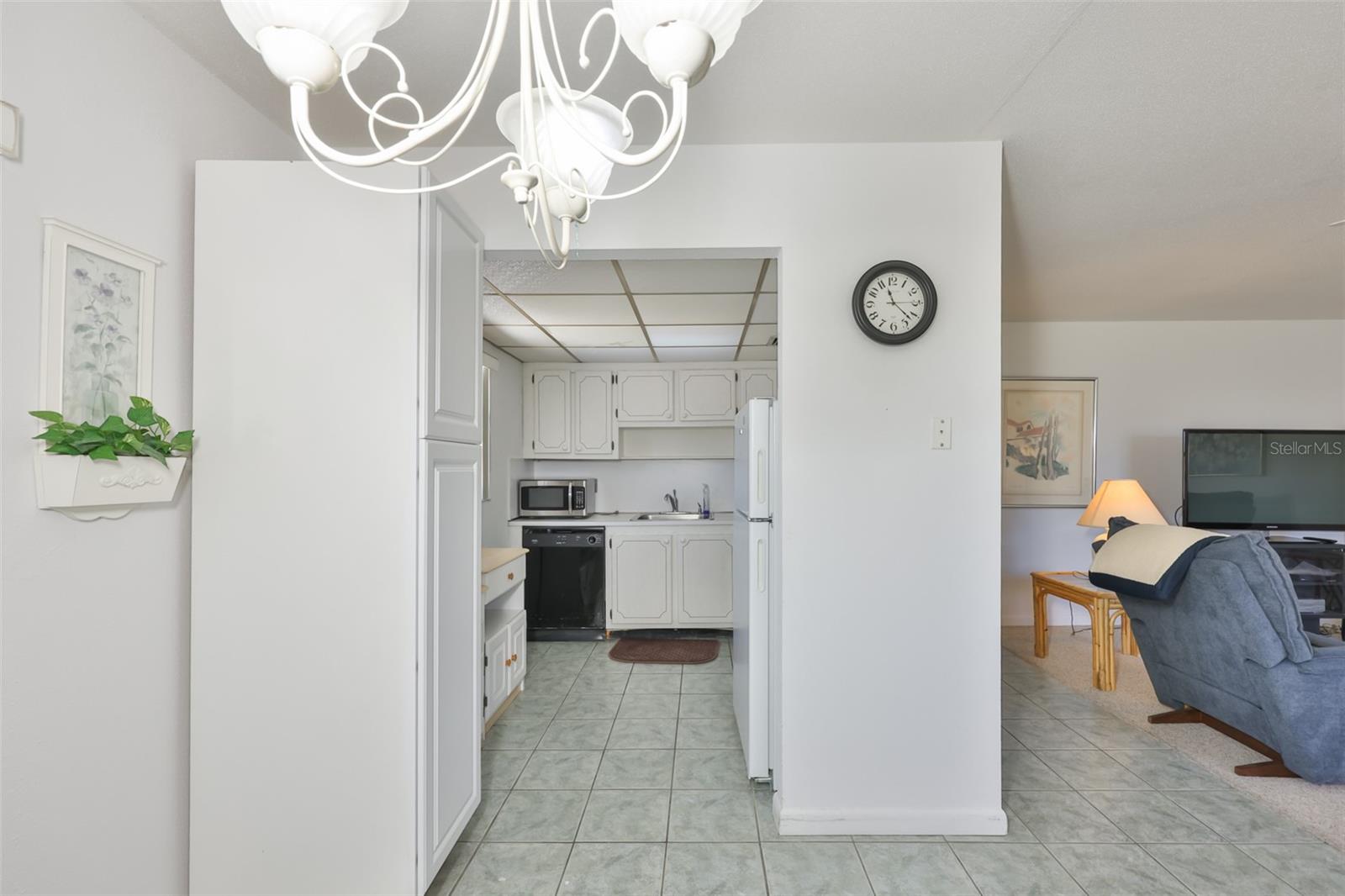 Image 14 of 40 For 1802 Bedford Terrace 177