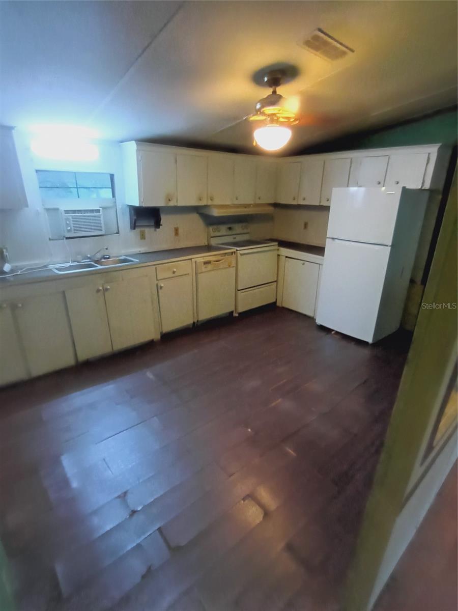 Image 8 of 22 For 3128 Cr 418  
