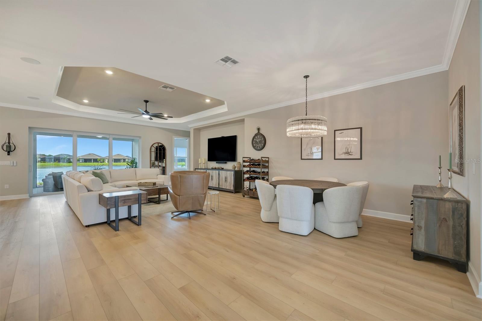 Image 8 of 100 For 5419 Orsello Street