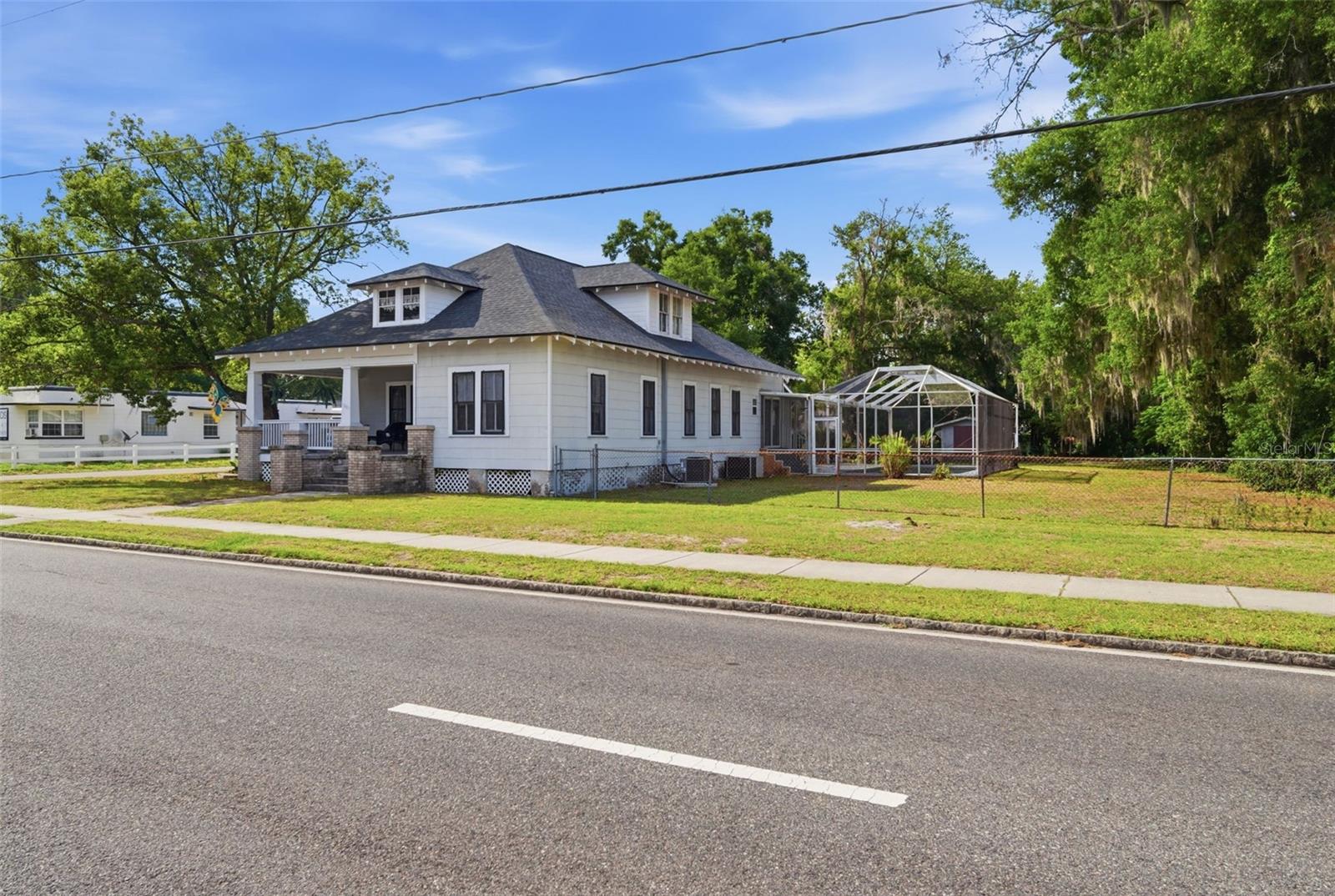 Image 68 of 96 For 1201 Reynolds Street