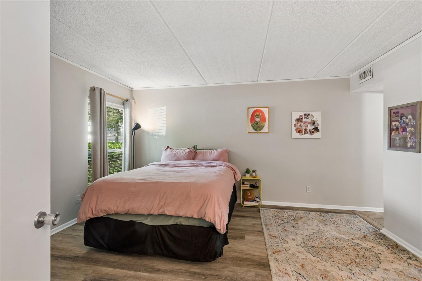 Image 13 of 33 For 3325 Bayshore Boulevard #d14