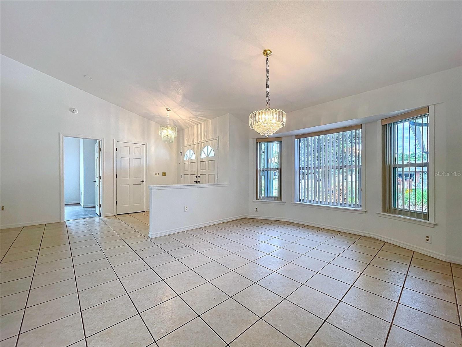 Image 15 of 45 For 2360 Sutton Place