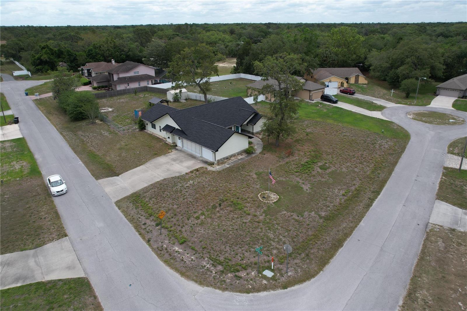 Image 2 of 45 For 2360 Sutton Place