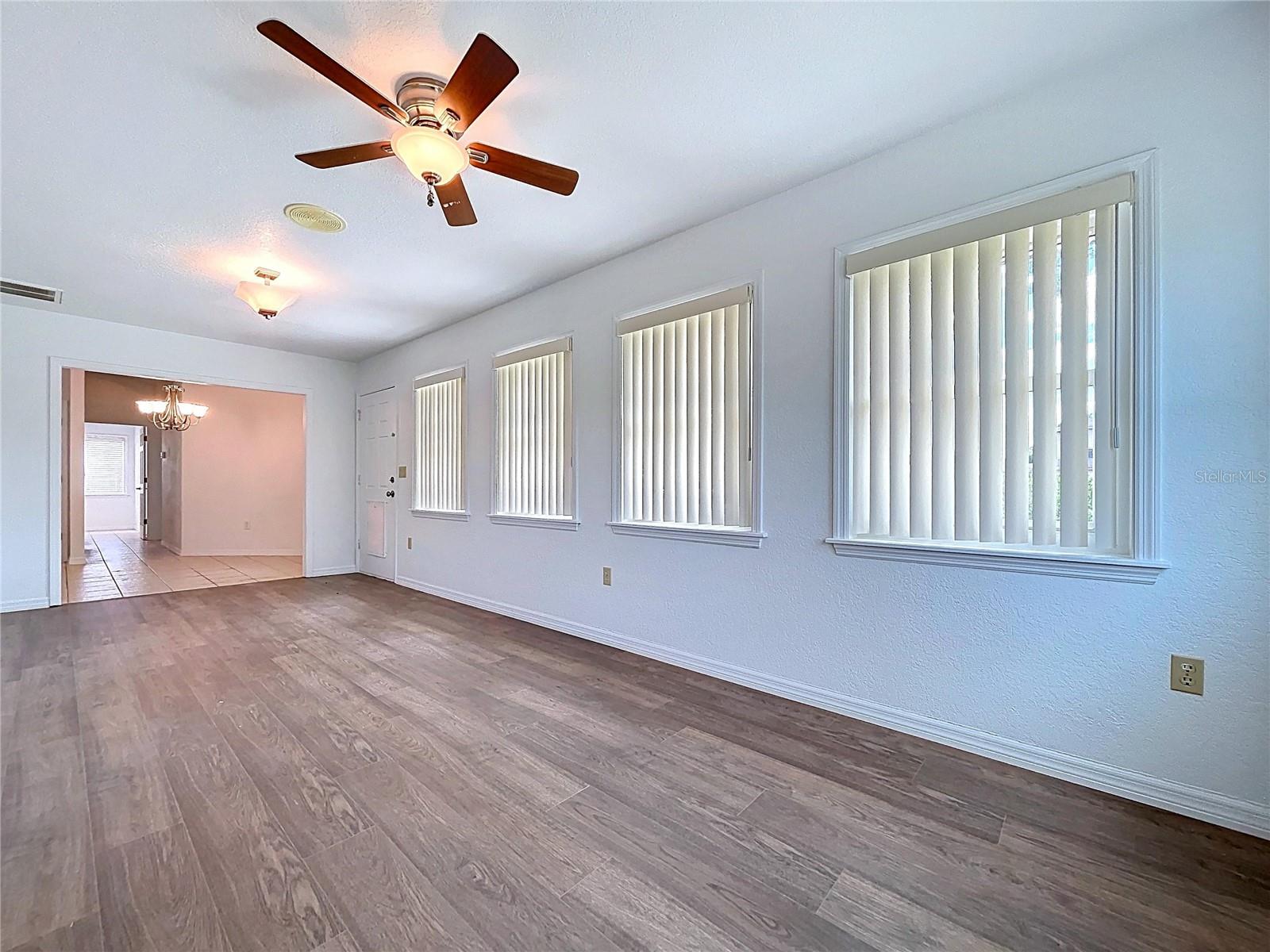 Image 39 of 45 For 2360 Sutton Place