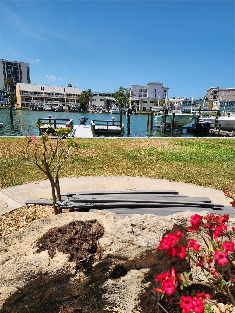 Image 34 of 42 For 241 Skiff Point 4