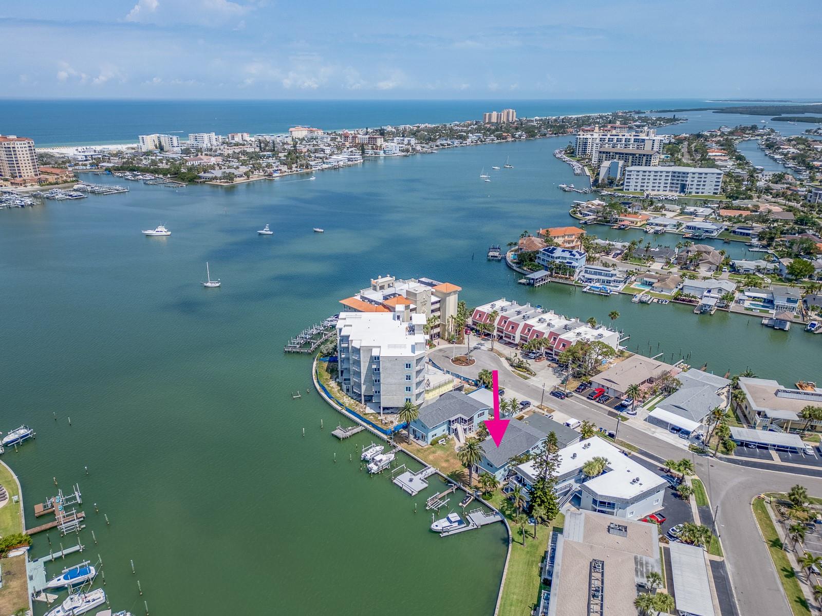 Image 9 of 42 For 241 Skiff Point 4