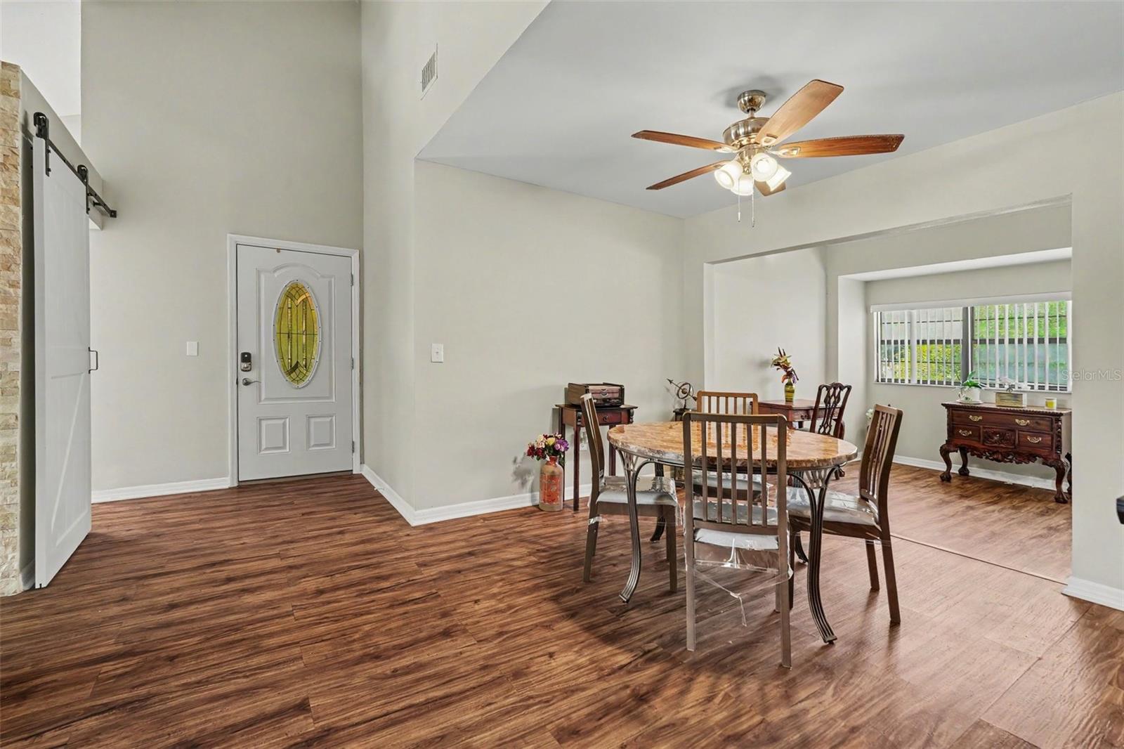 Image 9 of 27 For 13507 Palmwood Lane 13507