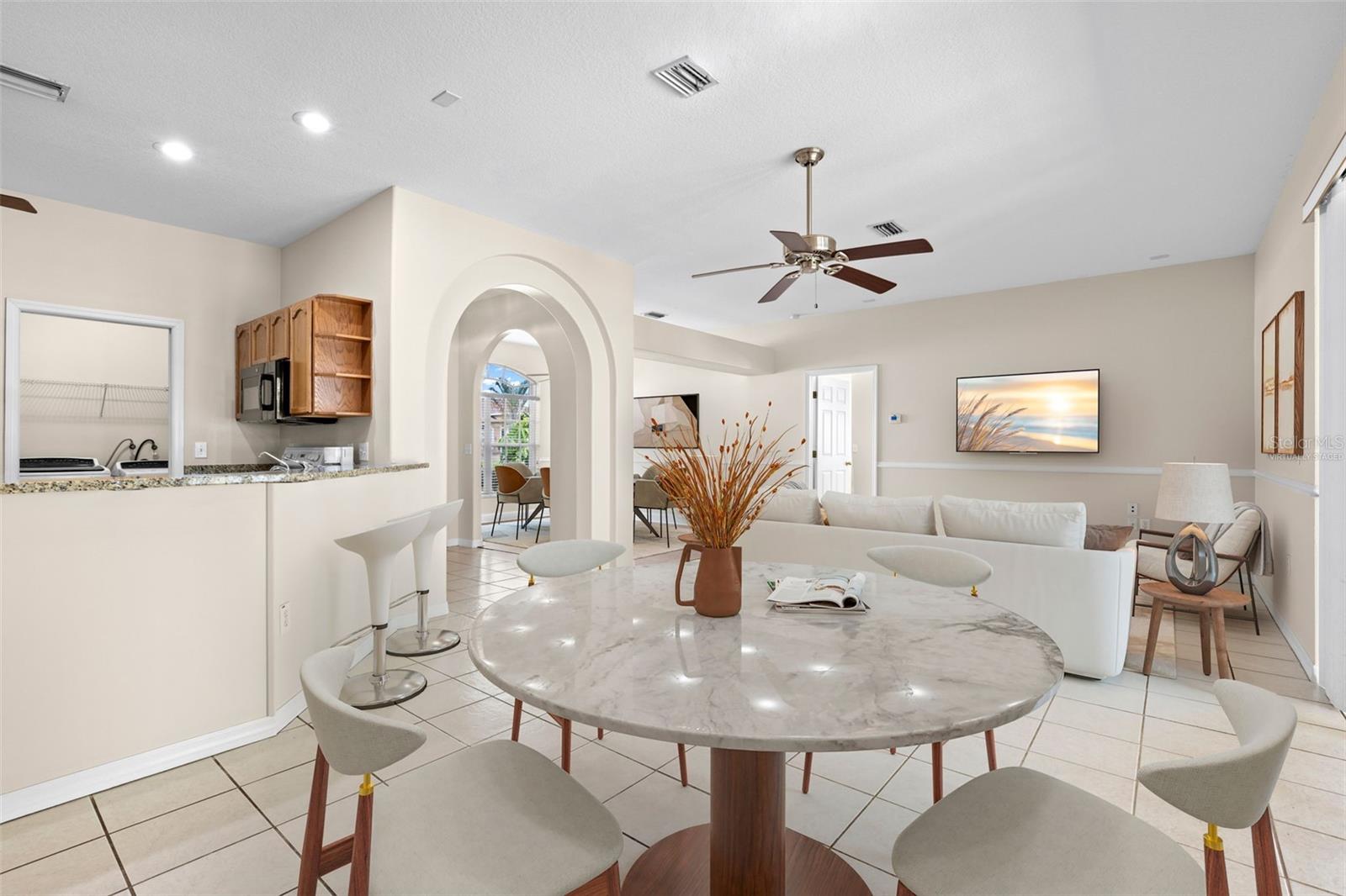 Image 15 of 50 For 3711 Palmas Lane