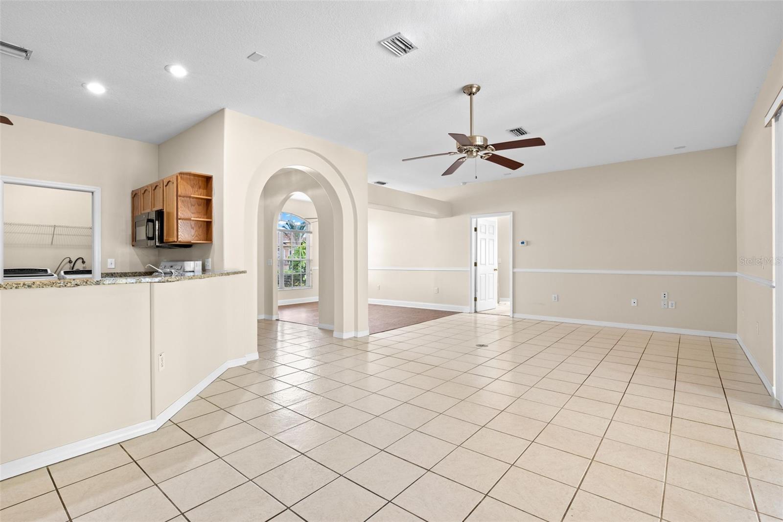 Image 16 of 50 For 3711 Palmas Lane