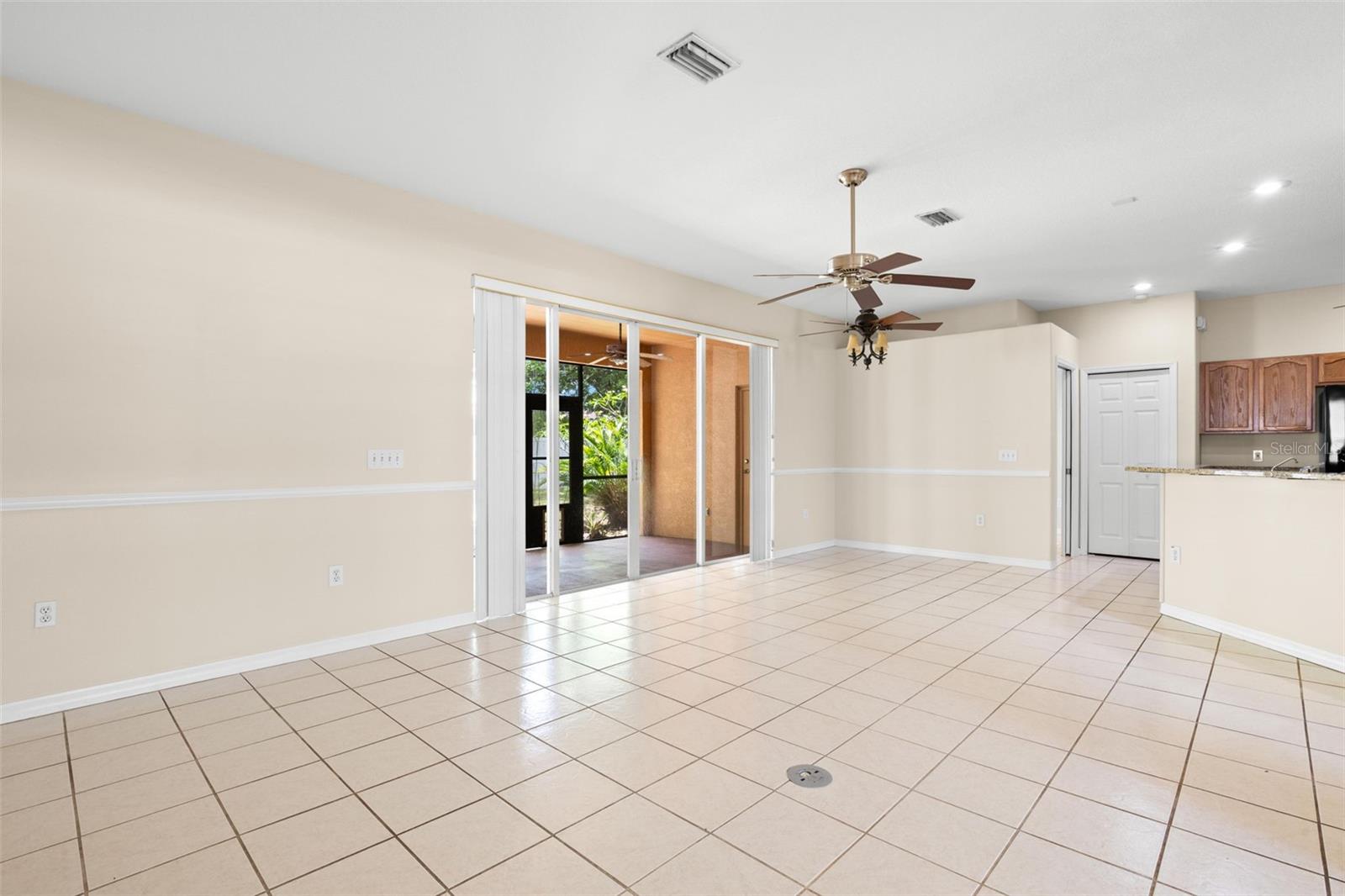 Image 9 of 50 For 3711 Palmas Lane