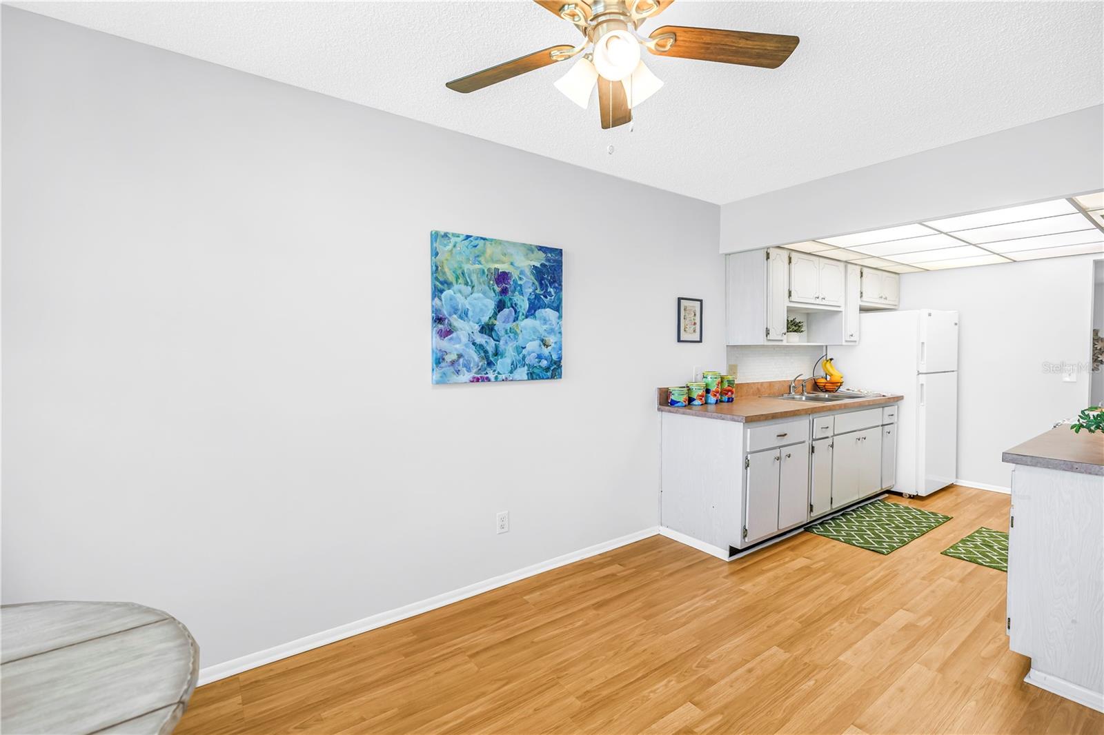Image 18 of 36 For 4720 Locust Street Ne 318