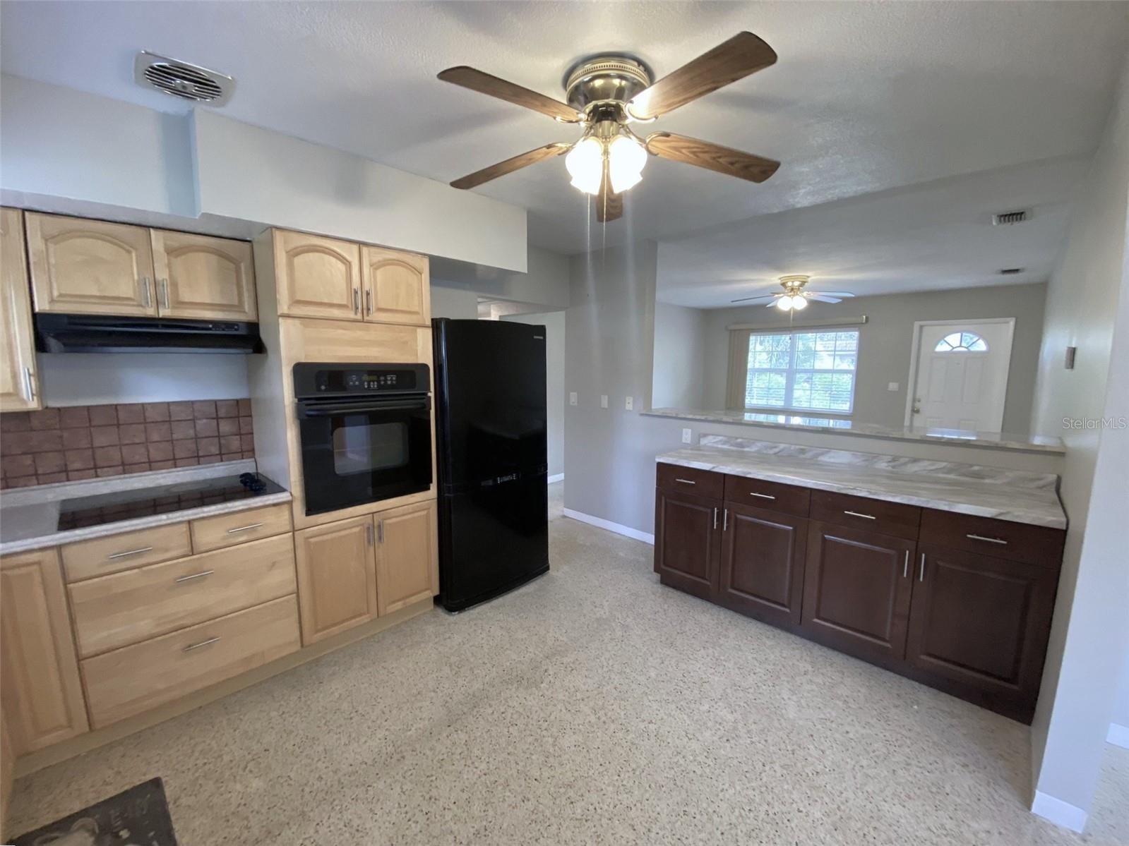 Image 17 of 68 For 5545 3rd Ave N