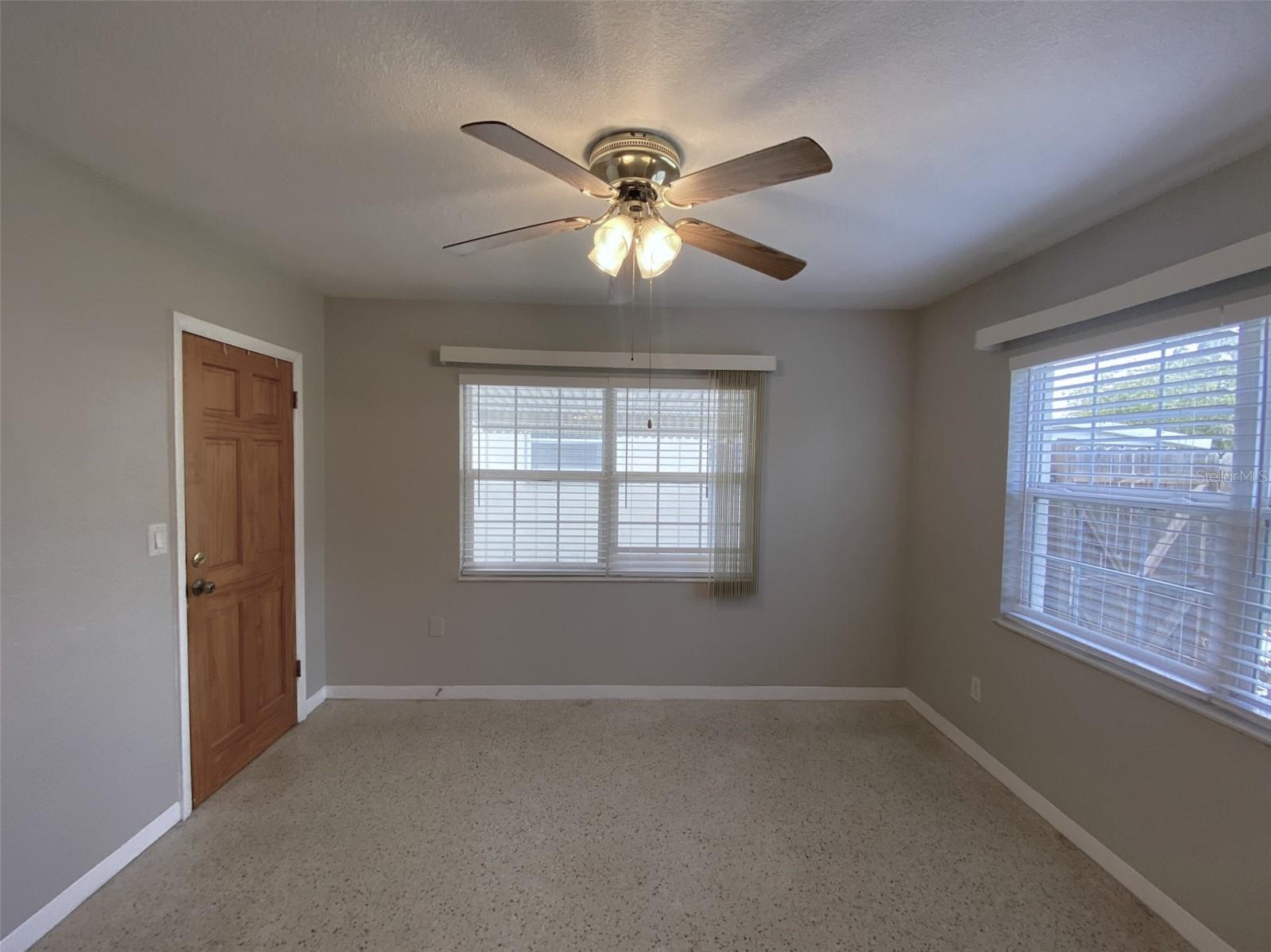 Image 21 of 68 For 5545 3rd Ave N