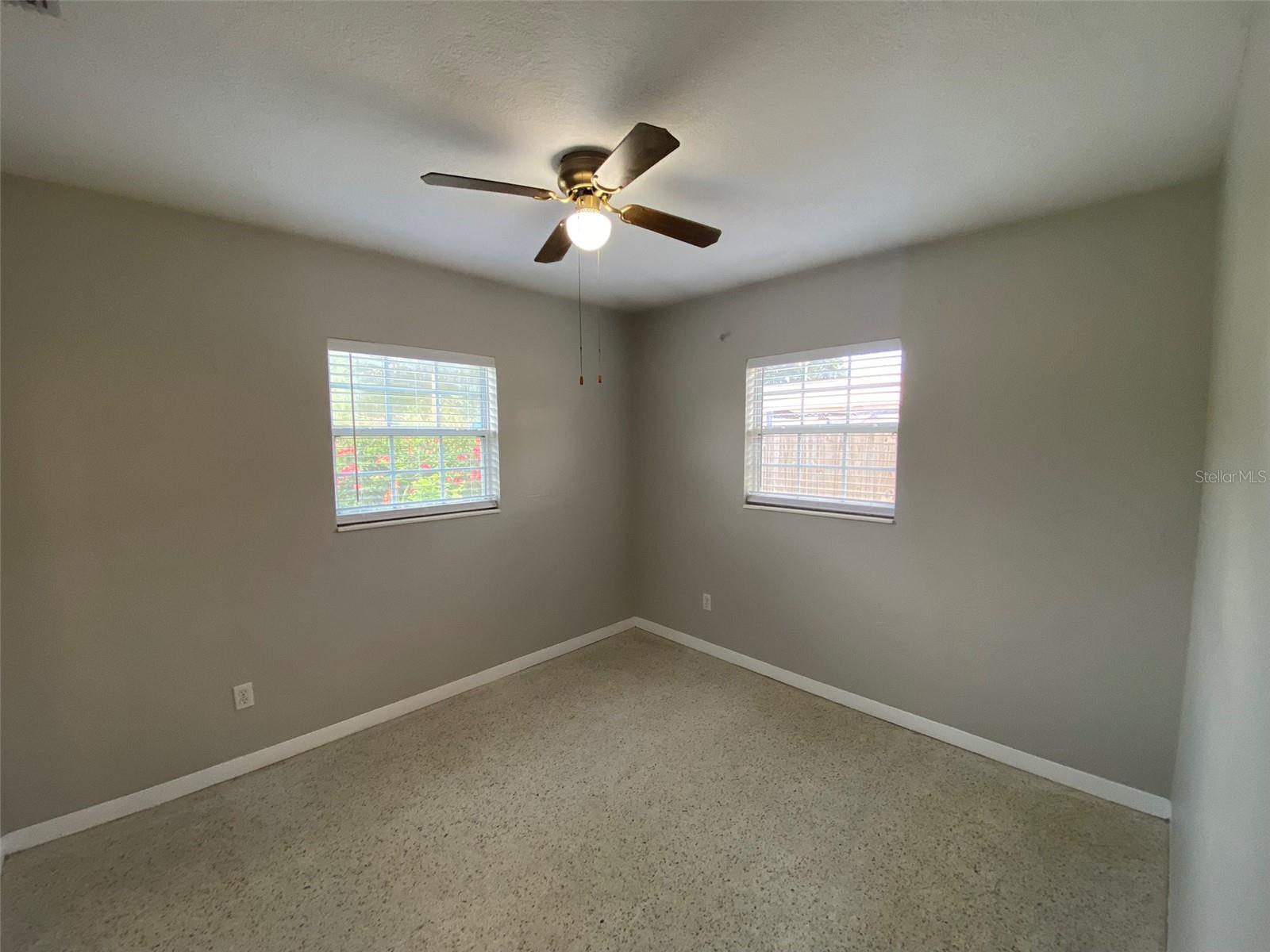 Image 32 of 68 For 5545 3rd Ave N