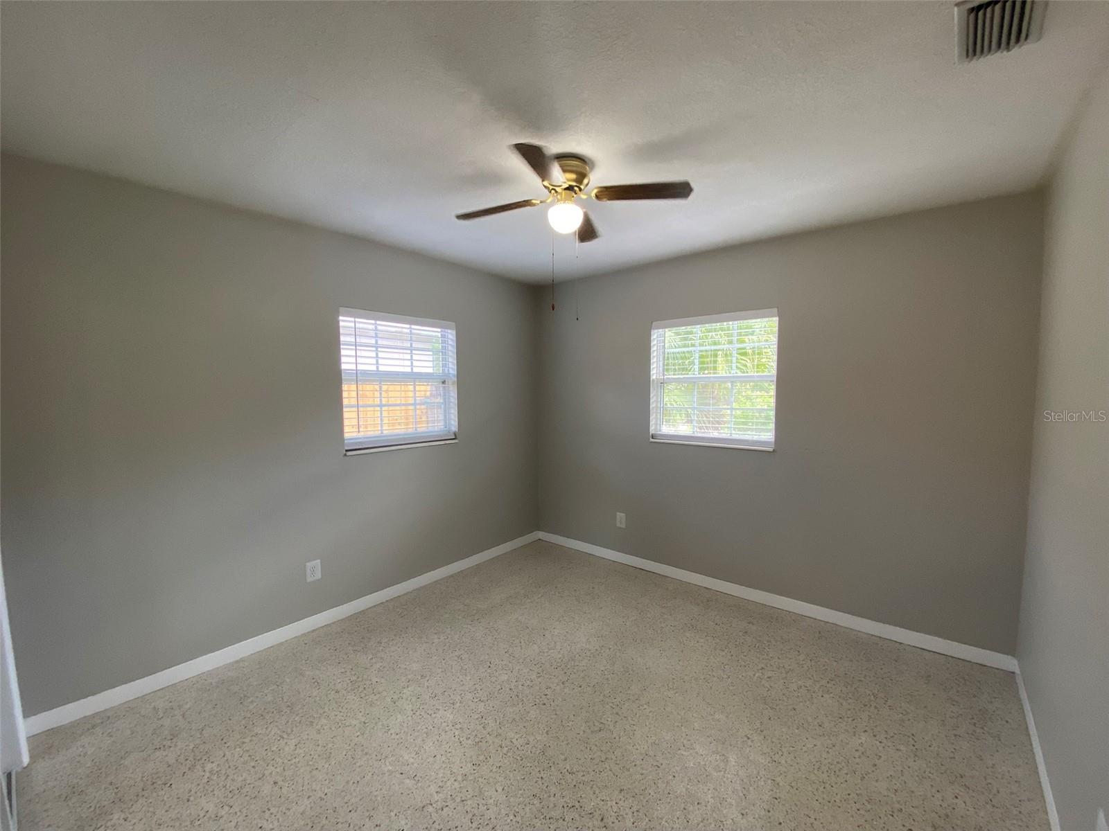 Image 42 of 68 For 5545 3rd Ave N
