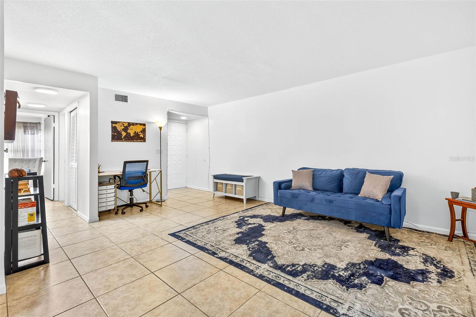 Image 11 of 40 For 7809 Niagara Avenue 2105