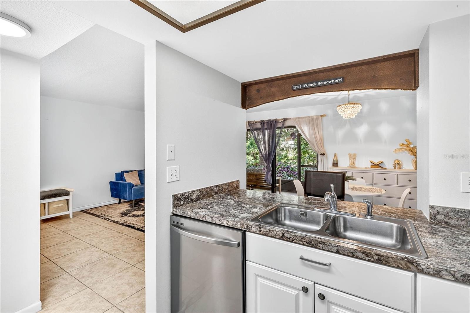 Image 20 of 40 For 7809 Niagara Avenue 2105