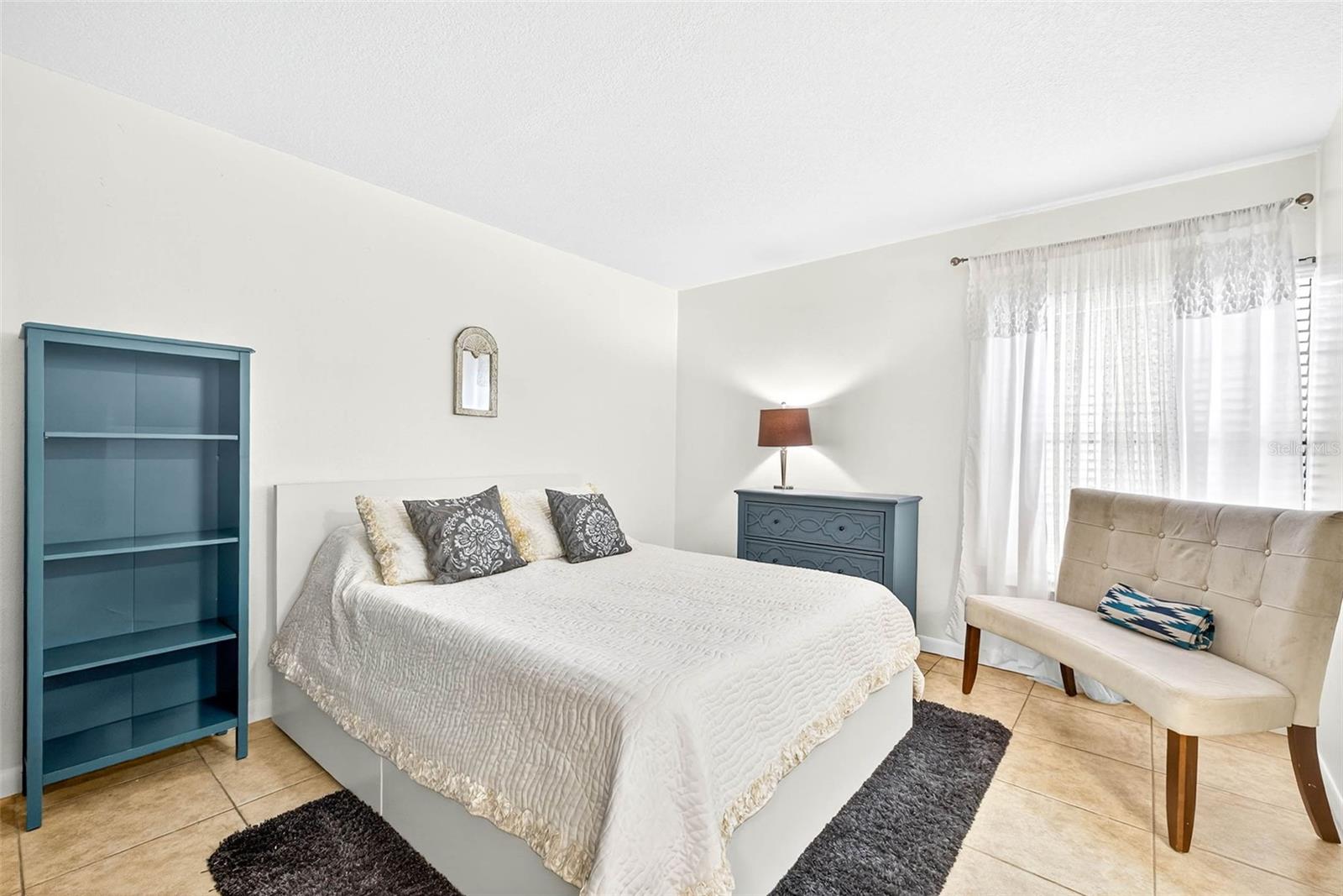 Image 21 of 40 For 7809 Niagara Avenue 2105
