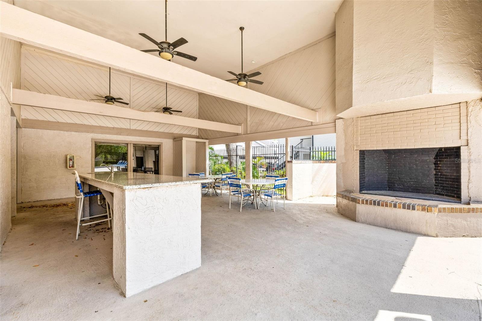 Image 36 of 40 For 7809 Niagara Avenue 2105