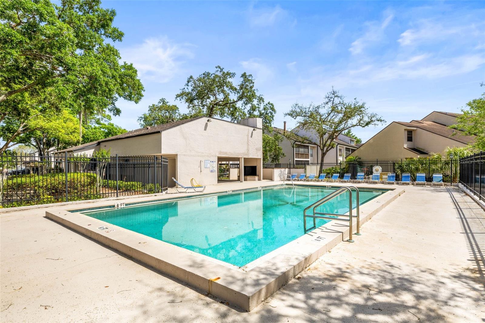 Image 37 of 40 For 7809 Niagara Avenue 2105