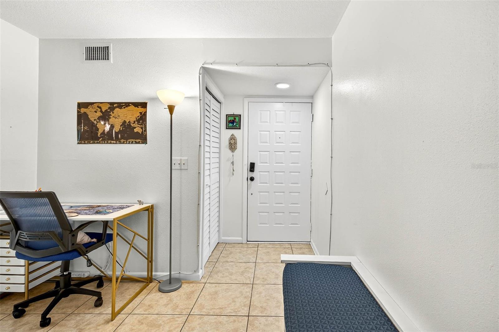 Image 8 of 40 For 7809 Niagara Avenue 2105