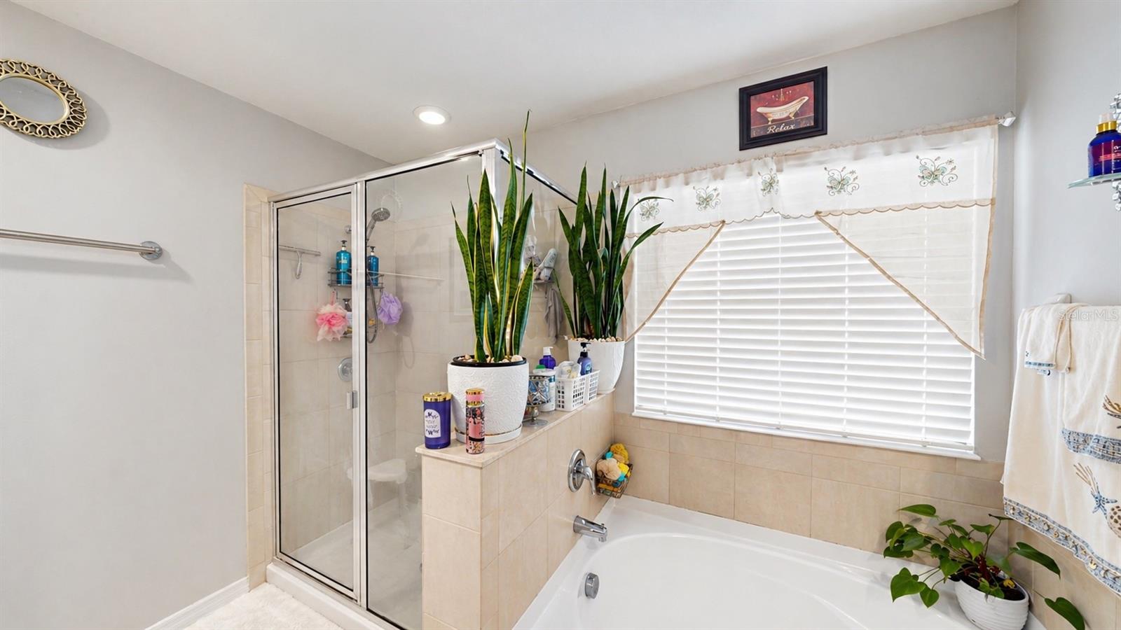 Image 12 of 26 For 472 6th Avenue Nw