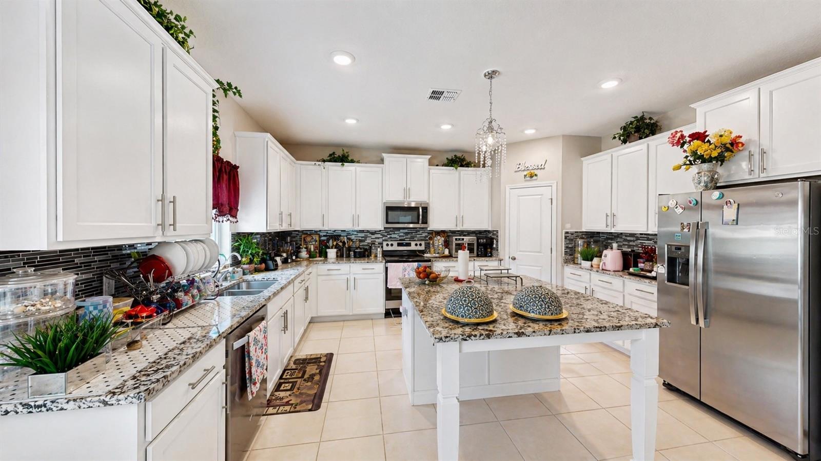 Image 5 of 26 For 472 6th Avenue Nw