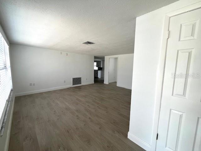 Image 3 of 23 For 6646 Albemarle Parkway