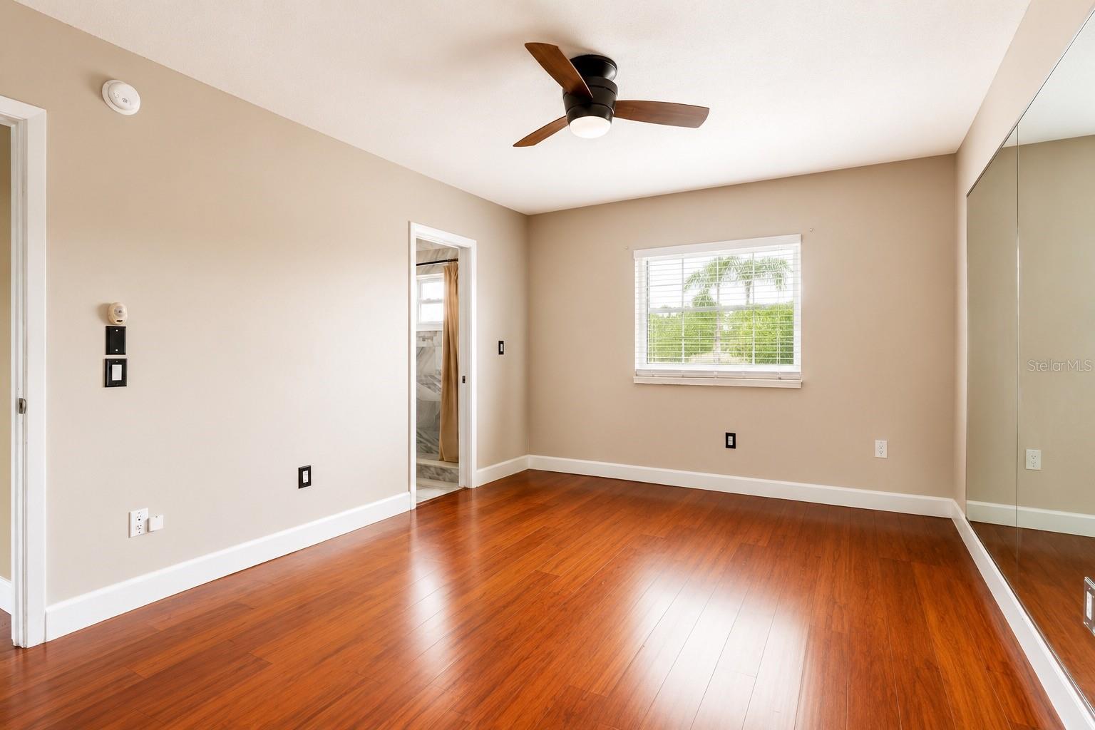 Image 11 of 18 For 8804 Bay Pointe Drive 204