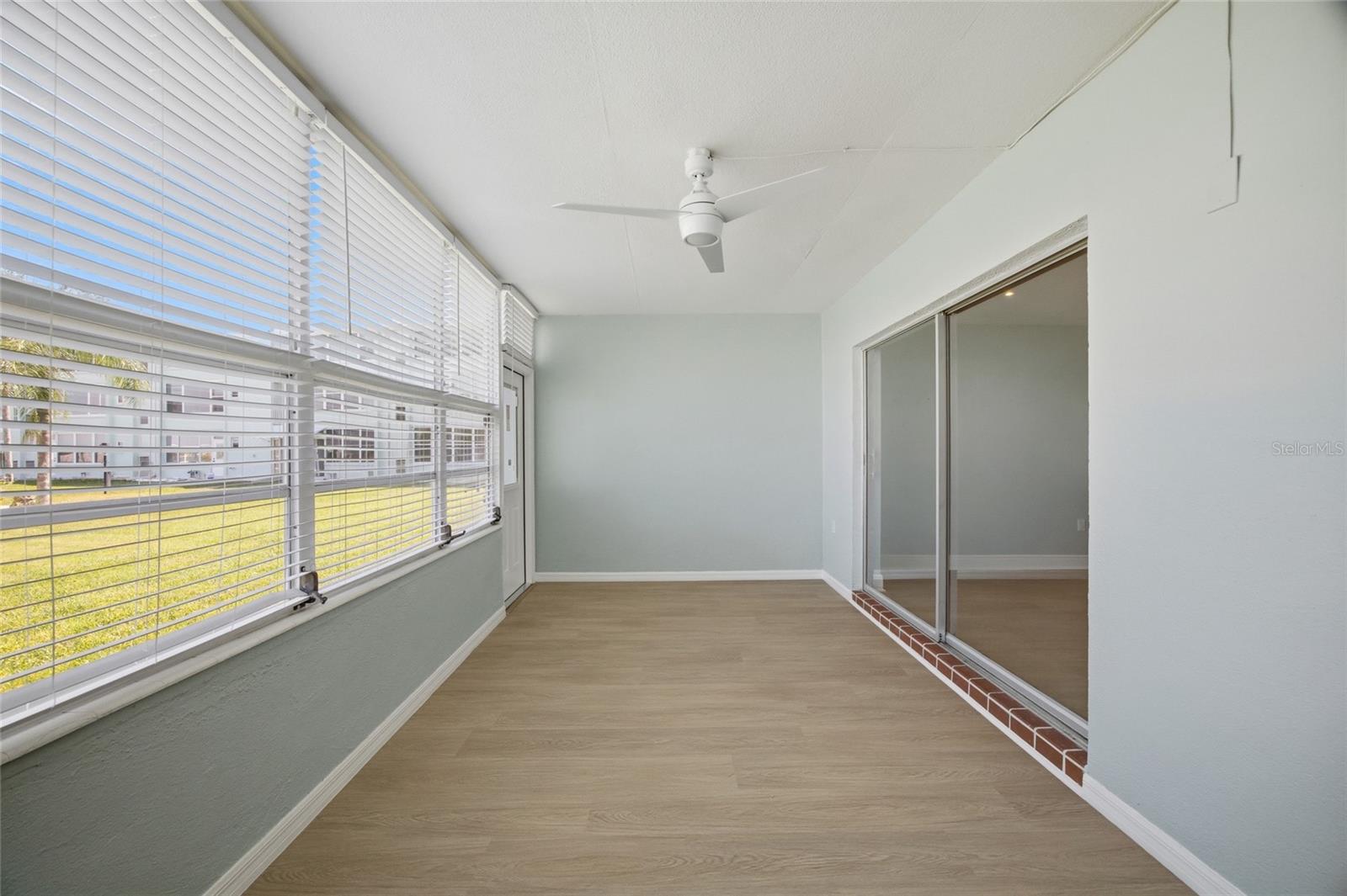 Image 3 of 40 For 1819 Shore Drive S 103