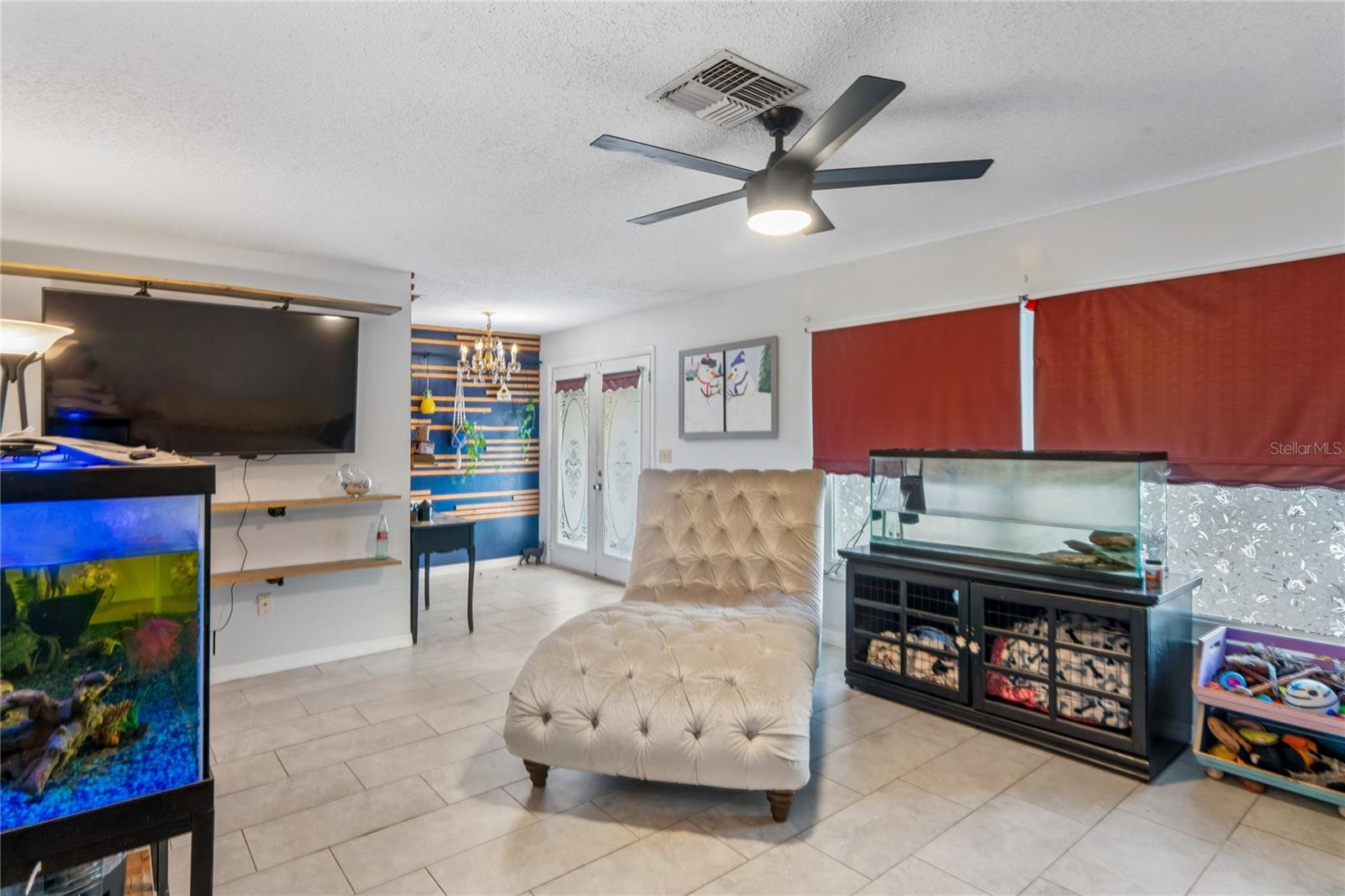 Image 4 of 39 For 13100 Western Circle